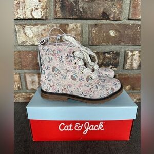 Cat & Jack Girls Giovanna Boots - Floral Beige